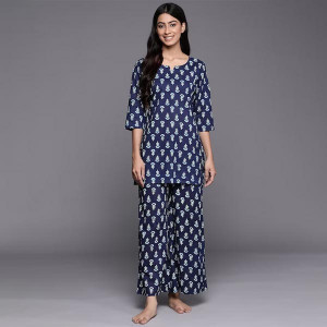 Women Navy Blue & White Printed Night suit